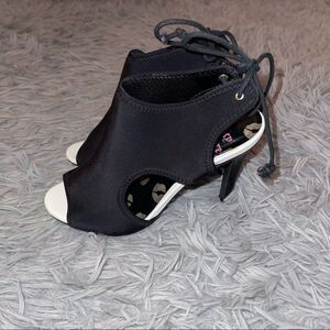 Juicy Couture Heels